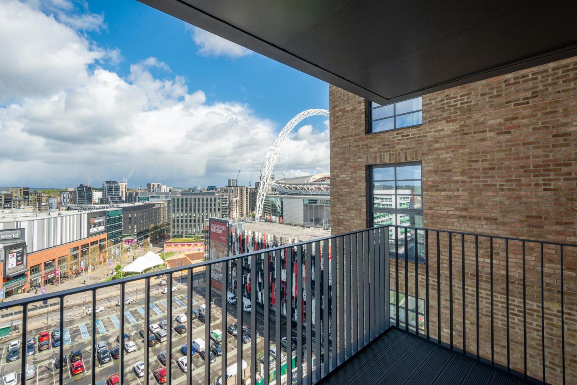 Mysquare State-Of-The-Art 1 Bedroom Apartments Near Wembley Park Londra Dış mekan fotoğraf
