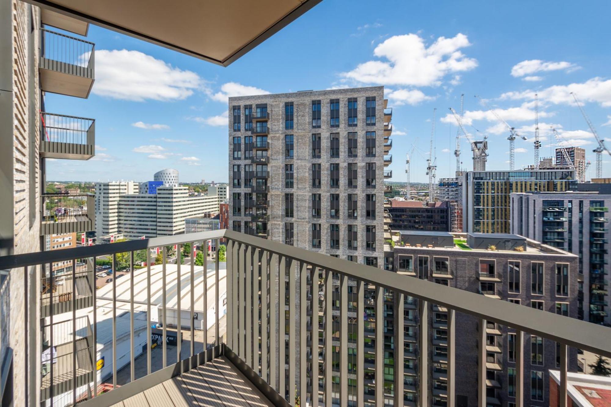 Mysquare State-Of-The-Art 1 Bedroom Apartments Near Wembley Park Londra Dış mekan fotoğraf